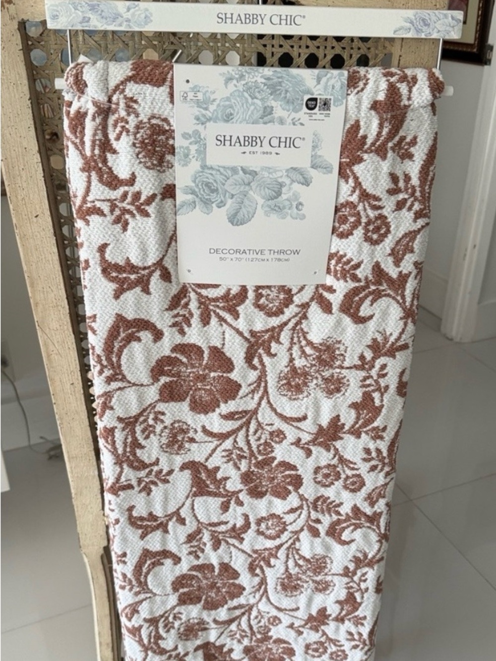 Shabby Chic White and Rust Floral Throw